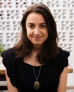 Profa. Gabriela Agustine