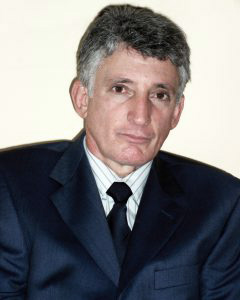 Prof. Dr. Márcio Schiavo